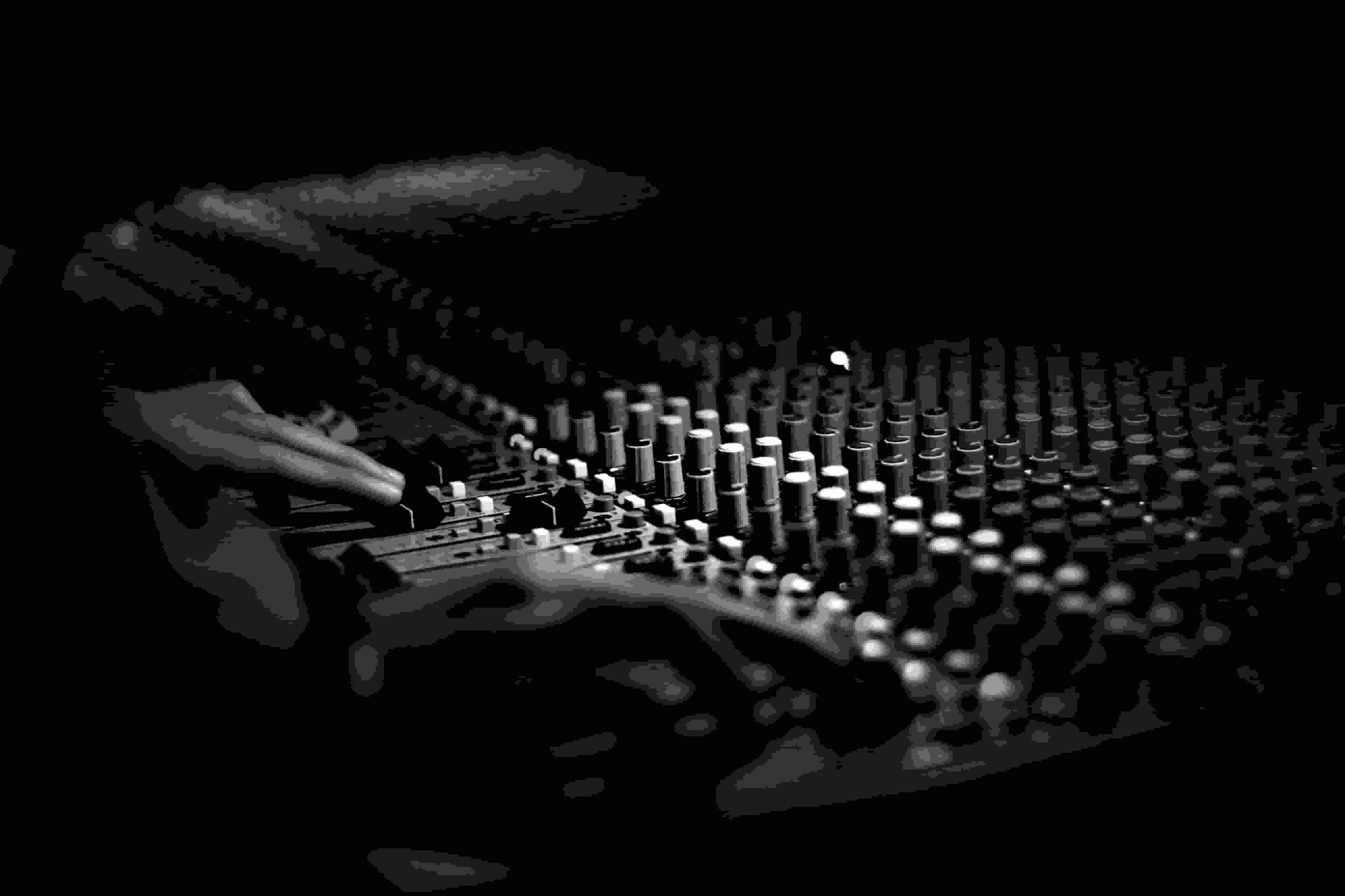 Evento con renta de equipo de audio profesional y luces para fiestas en CDMX.